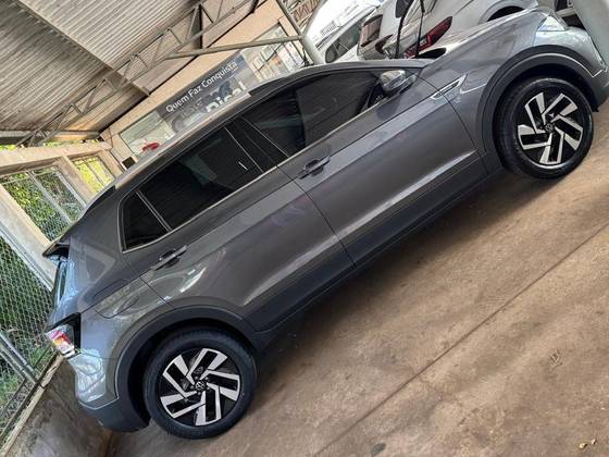 VOLKSWAGEN T-CROSS 1.4 250 TSI TOTAL FLEX HIGHLINE AUTOMÁTICO VOLKSWAGEN T-CROSS 1.4 250 TSI TOTAL FLEX HIGHLINE AUTOMÁTICO